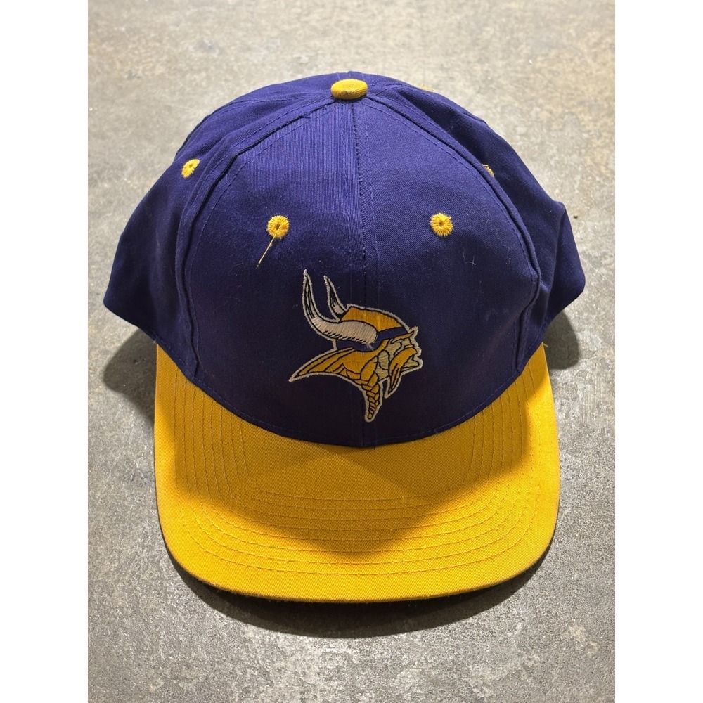 Vintage Logo 7 Minnesota Vikings NFL Snapback Hat Purple Yellow One Size